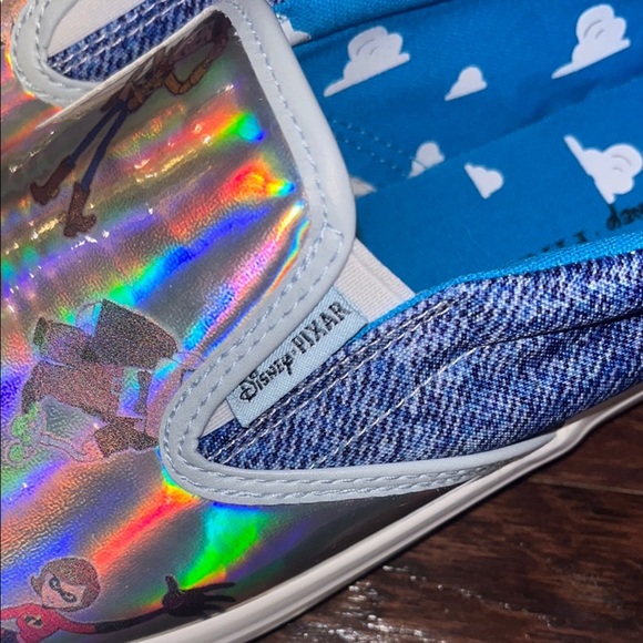 Holographic Disney Slip-On Shoes Like New Without Box - Picture 4 of 11